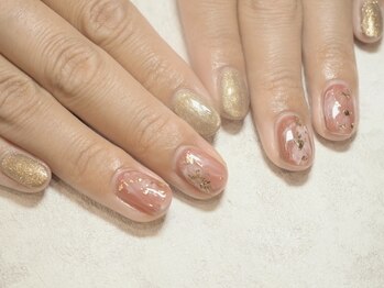 B's amor 大府店 Nail design