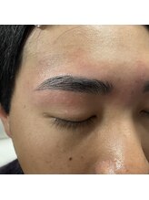 眉毛男子 新宿店/ナチュラル眉