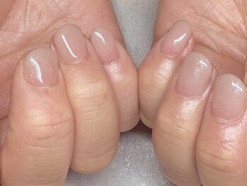 パープルの爪屋/ナチュラルグラデーションネイル