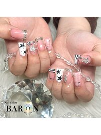 ショートダックネイル