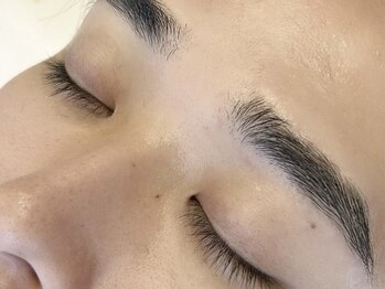 レレガンス(LELEGANCE)/自然体で垢抜け眉◎