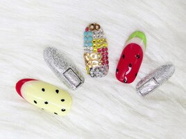 ファースト　サマー　スイカ