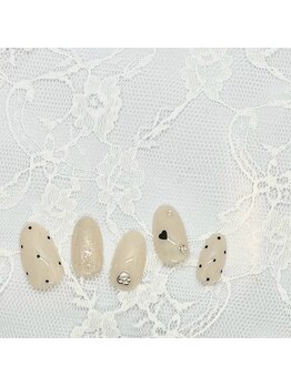 ¥7800　ドットネイル（山口）