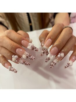 ワイベール 心斎橋店(YVeil)/