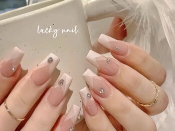 ラッキー(Lucky)/ワンホンネイル