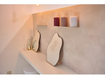 ウユ 上尾店(uu)/メイクスペース/コンセント完備