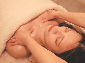 シャルール(Chaleur)/〔アロマトリートメント〕