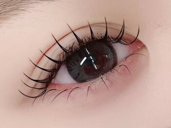 まつげ・眉毛・ネイルサロン Salon Liange【サロン リアンジュ】ひたちなか店の写真/【最新技法ダブルフラット導入】圧倒的な持続力×ボリューム感!少ない自まつげでも理想の密度をキープ。
