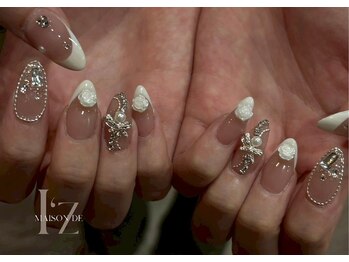 メゾン ド イズ(maison de I'z)/