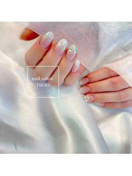 トロワ(TROIS)/韓国風/グラデーション