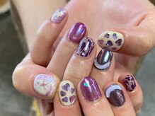 カーティシーネイルズ(curtisii NAILS)/