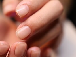 自爪風ネイル/茜部ネイルケア