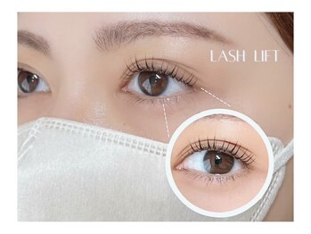 ムーンリット(moonlit)/LASH LIFT