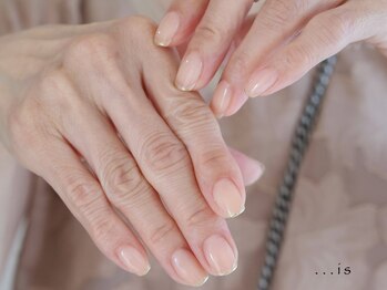 イズネイル 大垣(...is nail)の写真/【日常に溶け込む美しさ】肌や爪に馴染むように施術♪日常生活も不便なく過ごせるようにお作りします☆