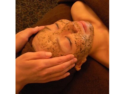 ティアラ(TIARA)の写真