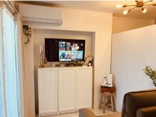 リクライニングチェアのゆったり個室空間♪NetFlix視聴可能◎