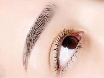 アナザーワールド(ANOTHER WORLD)の写真/ご自宅でのお手入れも簡単に！しっかりと整えていく最新アイブロウ技術！黄金比に基づいた洗練美眉を実現！