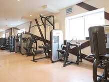 パーソナルトレーニングジム ブカツ(BUKATSU)/豊富なマシンの数々