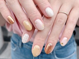 周りと被らないおしゃれネイル