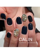 カラン 焼津店(CALIN)/ネイビー×ビジューアート