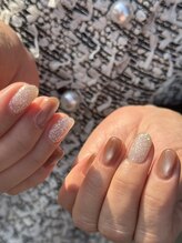 ユルックネイル(yluck nail)/マグネット/フラッシュ/ベージュ