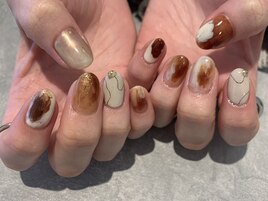 ブラウンニュアンスネイル