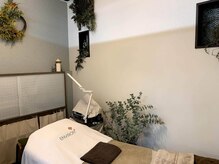 フェイシャルサロン ネヅ(facial salon NEZU)の雰囲気(理容店内に併設の《大人女性のための半個室フェイシャルサロン》)