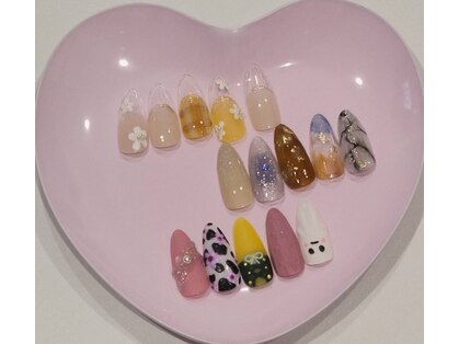ヨンカラットネイル(4ct nail)の写真