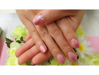 ピンクラメグラデーションネイル