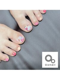 今の時期らしいカラーの春フット