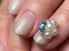 ビジューネイル