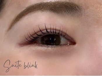 スイートブリンク(Suite blink)の写真/目元の悩みはSuite blinkにお任せ♪ダメージや下がりまつ毛/短いまつ毛/眉メイクのお悩みもプロにお任せ！