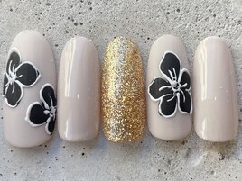 マットブラックフラワー ¥10000