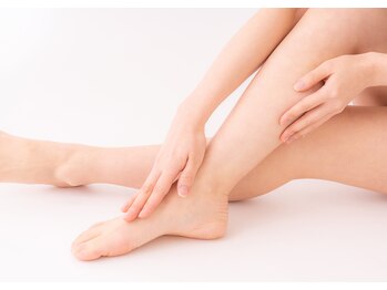 ハンドケア・フットケア専門店 つるすべ 【4/4 NEW OPEN(予定)】 /