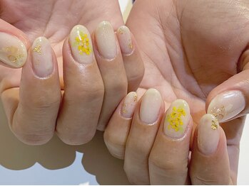 ネイルズ ララ(nails Lala)/押し花