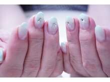 プチリリィ(Petit Lily)/手描きのお花がレトロで可愛い！