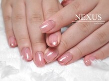 ネクサス(NEXUS)/ミラーフレンチのデザインネイル