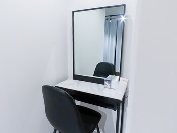 ピリオド 赤坂(Period.)/メイクブース☆アイロン貸出可能