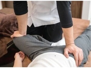 府中北口ふじい整骨院&整体院の写真/京王線府中駅北口から徒歩2分と駅近で通いやすい◎仕事後や家事の合間にもお立ち寄りいただけます。