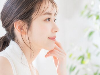 toiro eyesalon【トイロアイサロン】【6/12 NEW OPEN（予定）】の写真/エクステの持ちの悪さにはもう悩まない！最先端のLEDマツエクをはじめとする豊富な種類のエクステご用意◎