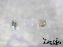 レオニー(Leonie)/マグネットビジューネイル