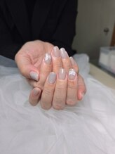 セブンセッテネイル(7.sette_nail)/オフィスでも使えるグレーネイル