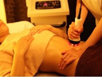 ペパームーン ビューティ(Pepper Moon Beauty)/ハイパーナイフ痩身【川崎】