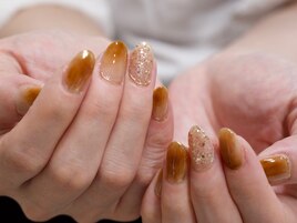 ブラウンネイル