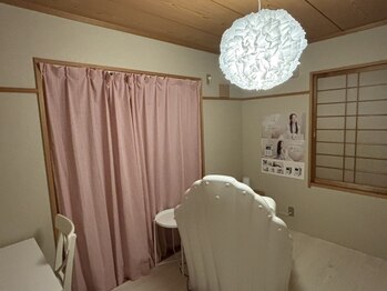 【温活・痩身サロン】 YOSAPARK Naneaの写真/布袋駅から徒歩10分、駐車場完備♪完全個室でリラックスし、自分史上最高の美BODYを手に入れよう☆