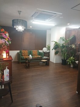 ほぐぴす 福生/癒しの音楽と小物達に囲まれて