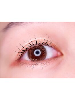 ナチュラル上品な目元にしたい