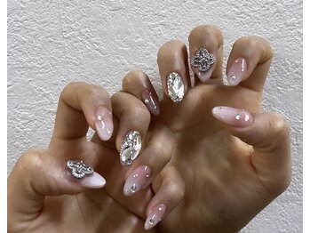 ジェイノヴァール(Jnovart)/