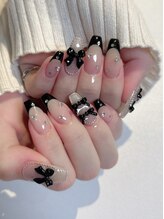 ネイルサロン エフ(ef)/黒フレンチ
