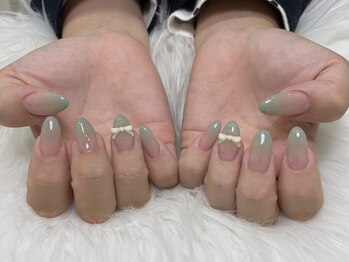 ロエン 北岡崎(ROEN)/ミントグリーンカラグラ